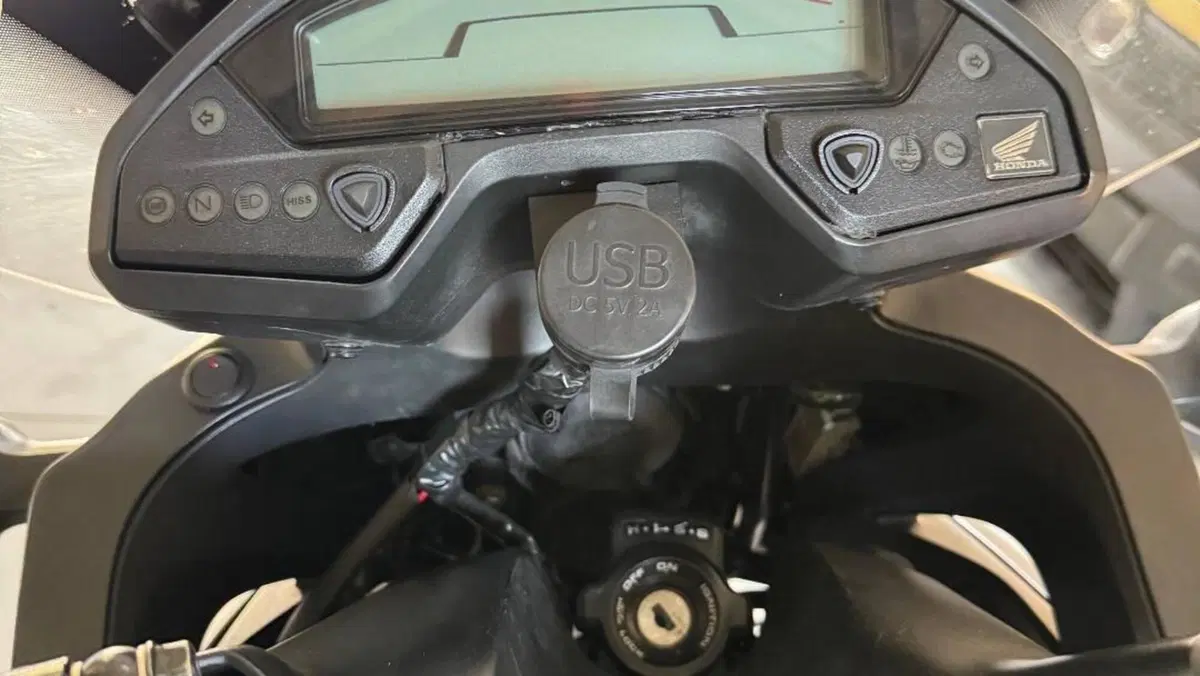 Honda Crossrunner ABS (2010 - 14)  (4)