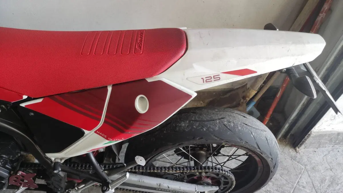 Fantic Motor XMF 125 Motard Competition 4T (2023 - 24)  (6)