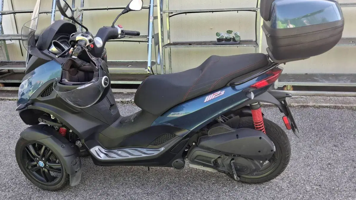 Piaggio MP3 300 Sport ABS Hpe (2021 - 24)  (5)