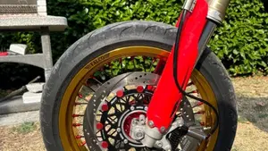 Honda CRF 250R (2020)  (6)