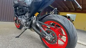 Ducati Monster 937 + (2021 - 25)  (2)