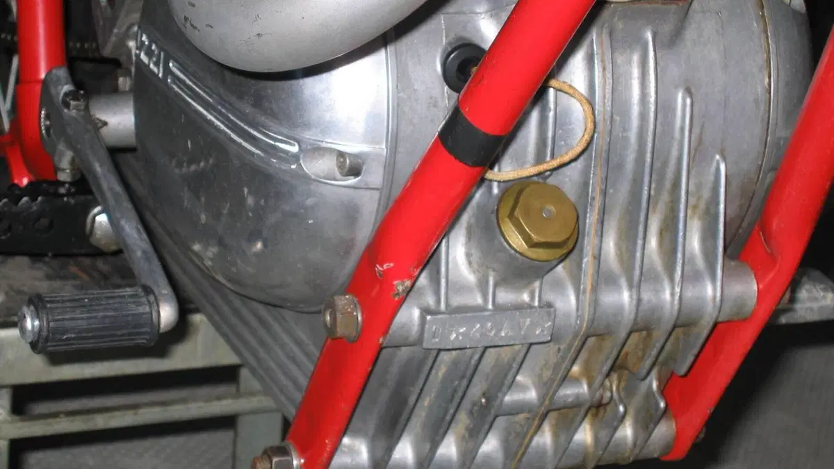 Moto Guzzi   (10)