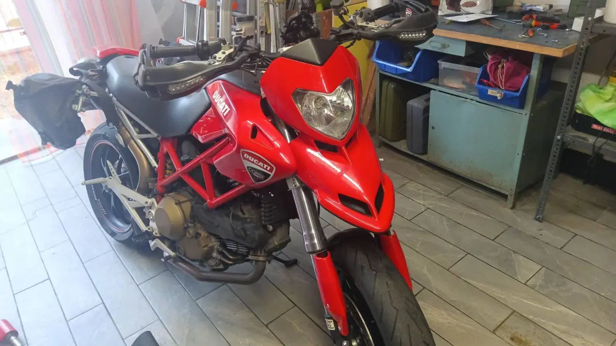 Ducati Hypermotard 1100 (2007 - 09) 