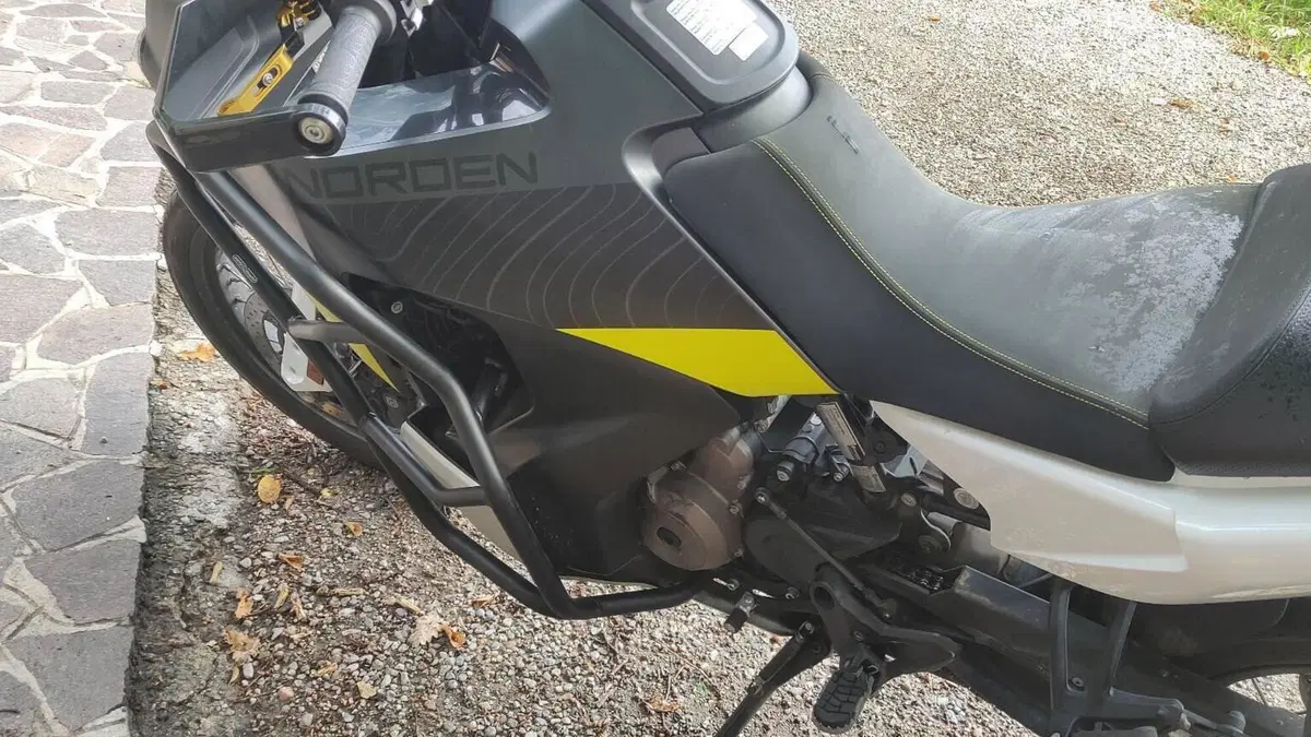Husqvarna Norden 901 (2022 - 26)  (7)