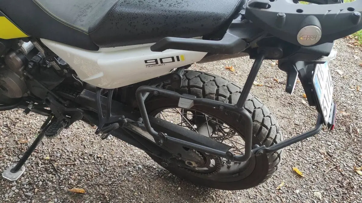 Husqvarna Norden 901 (2022 - 26)  (9)