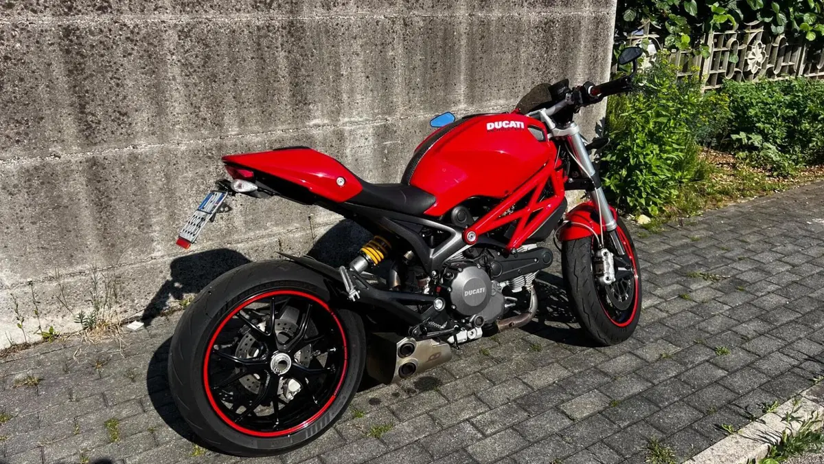 Ducati Monster 796 (2010 - 13)  (2)