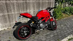 Ducati Monster 796 (2010 - 13)  (2)