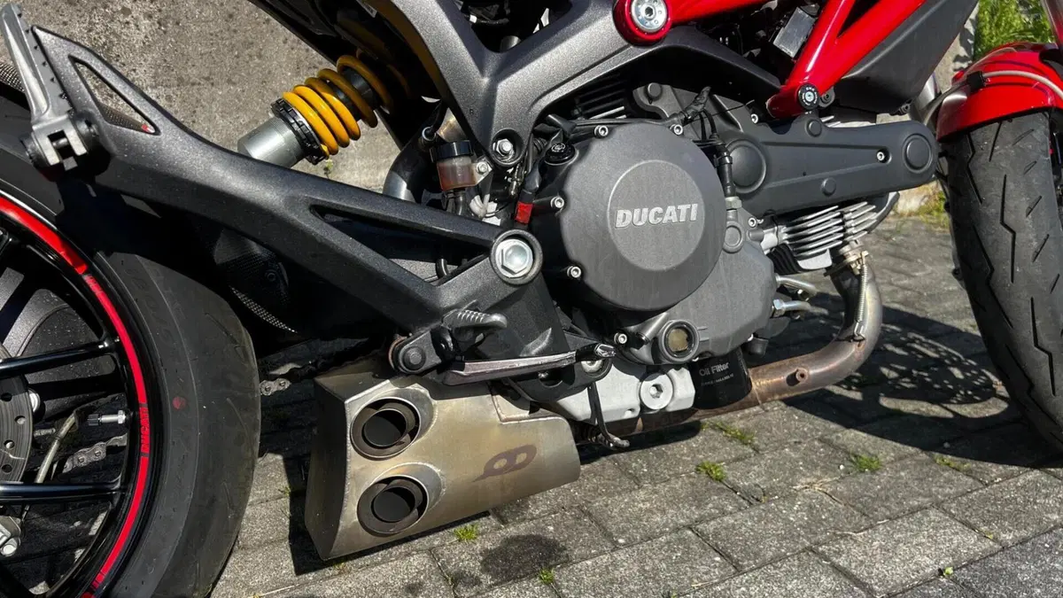 Ducati Monster 796 (2010 - 13)  (6)