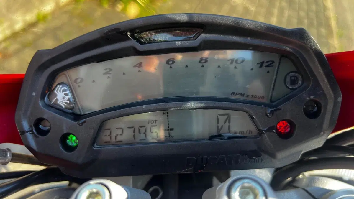 Ducati Monster 796 (2010 - 13)  (10)