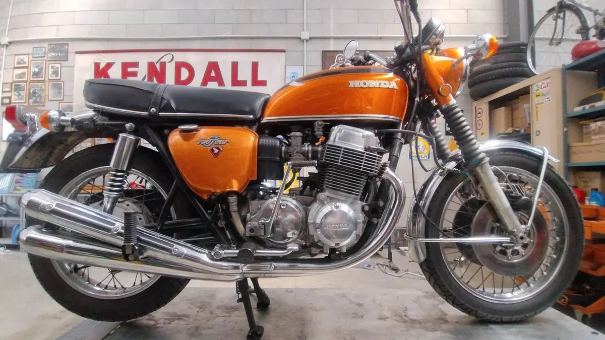 Honda  