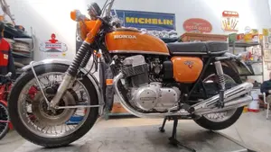 Honda   (2)