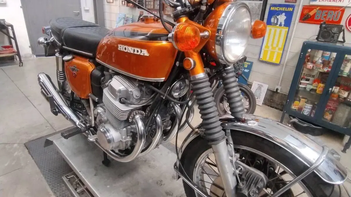 Honda   (3)