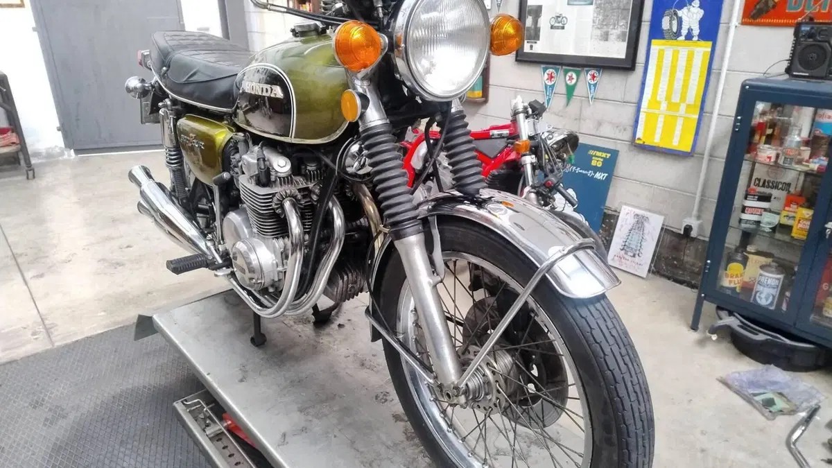 Honda   (4)
