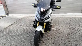 Honda X-ADV 750 DCT (2021 - 24) usata