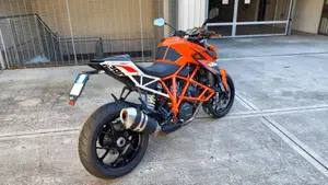 KTM 1290 Super Duke R ABS (2014 - 16)  (10)