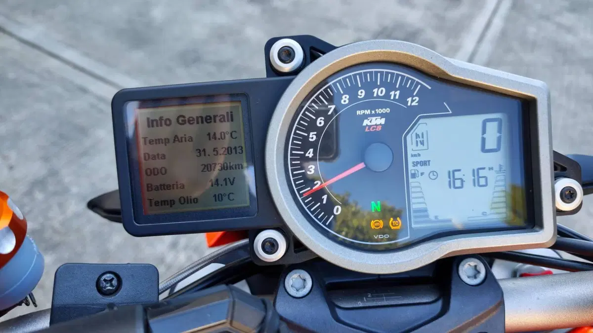 KTM 1290 Super Duke R ABS (2014 - 16)  (12)