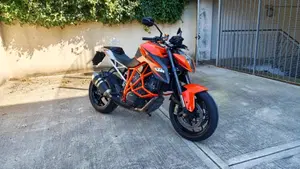 KTM 1290 Super Duke R ABS (2014 - 16)  (11)