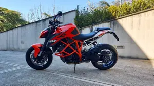 KTM 1290 Super Duke R ABS (2014 - 16)  (6)