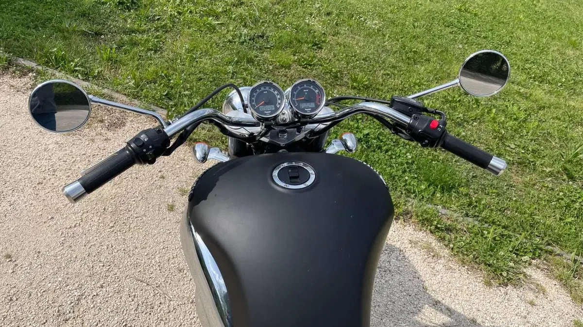 Triumph Rocket 3 Roadster ABS (2010 - 17)  (6)