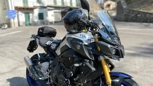 Yamaha MT-10 SP (2017 - 20)  (2)