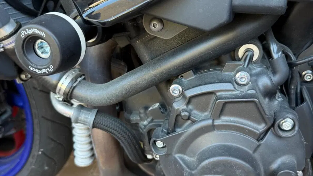 Yamaha MT-10 SP (2017 - 20)  (7)