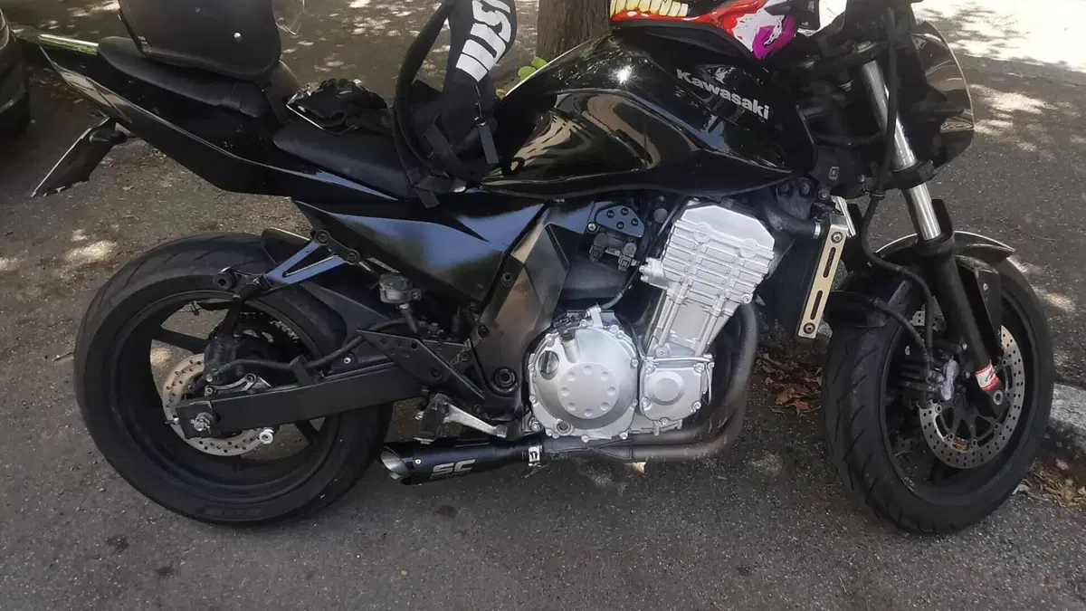 Kawasaki Z 750 (2003 - 06)  (3)