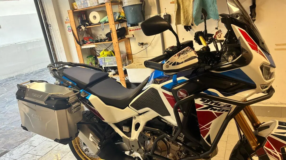 Honda Africa Twin CRF 1100L Adventure Sports Travel Edition (2022 - 23)  (2)