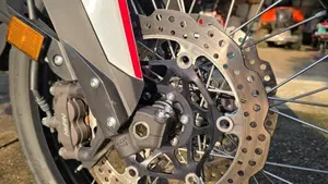 Honda Africa Twin CRF 1100L (2022 - 23)  (14)