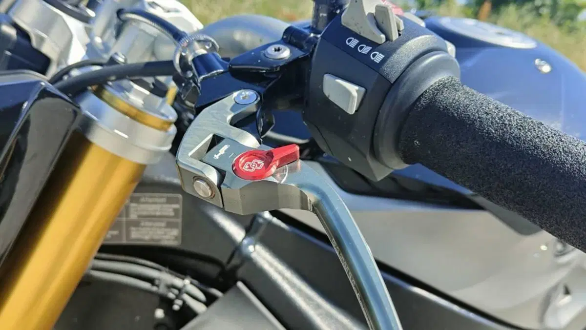 Bmw S 1000 R (2014 - 16)  (6)