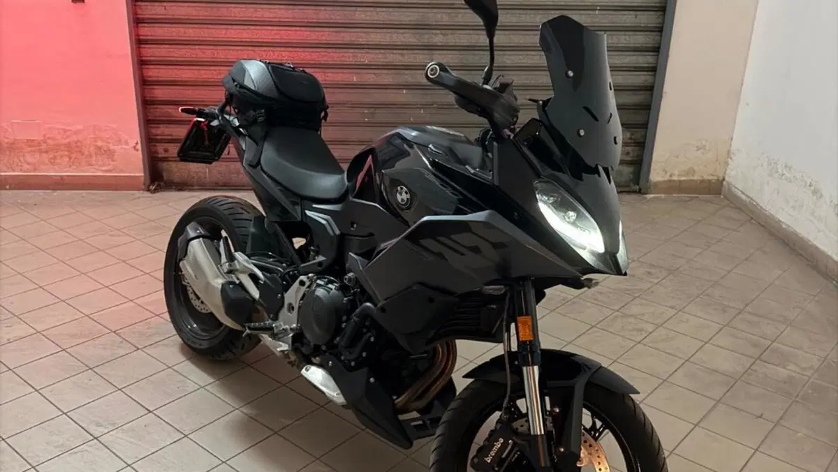 Bmw F 900 XR (2025 - 27)  (3)