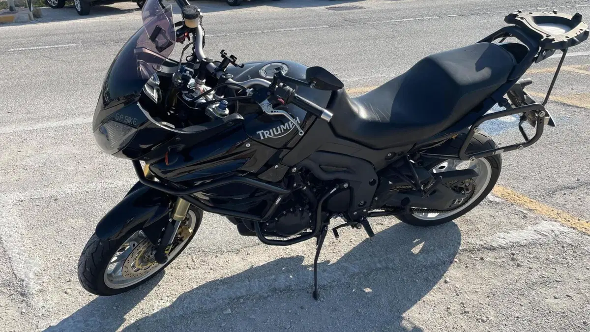 Triumph Tiger 1050 ABS (2006 - 12)  (4)