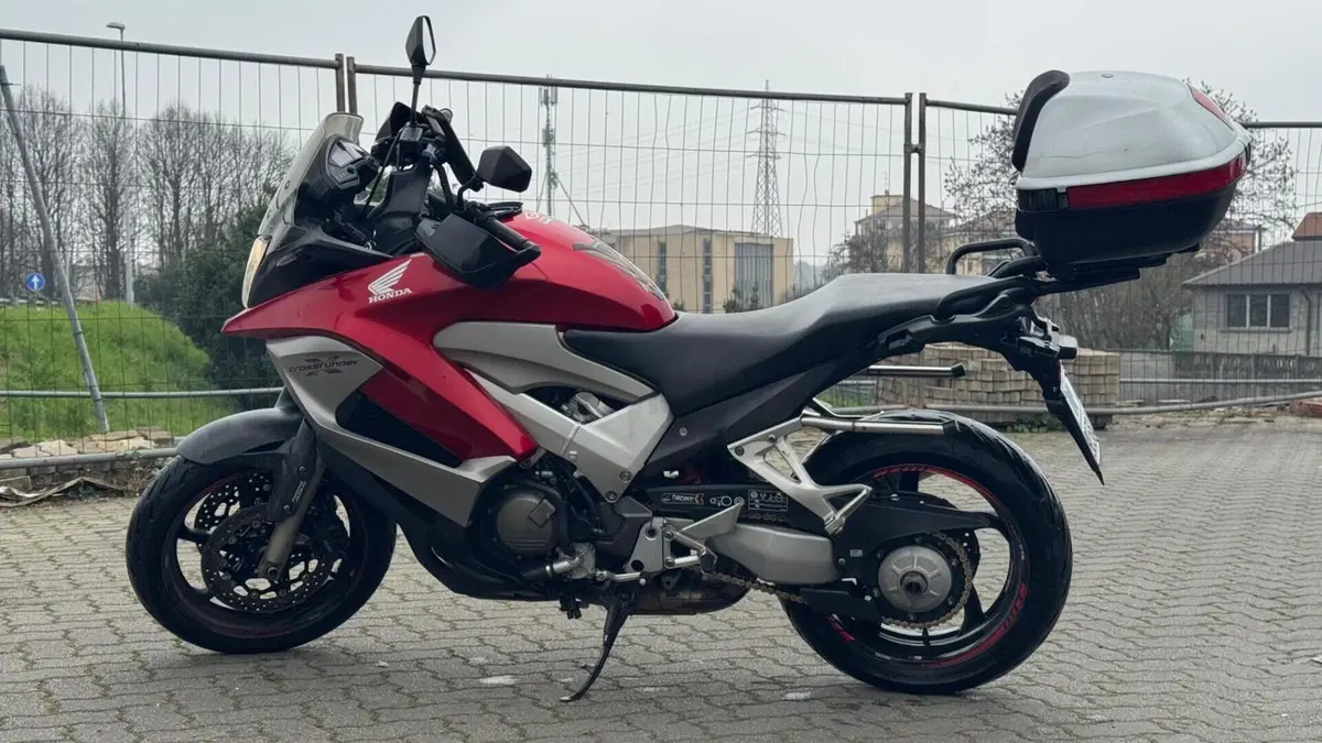 Honda Crossrunner ABS (2010 - 14)  (2)