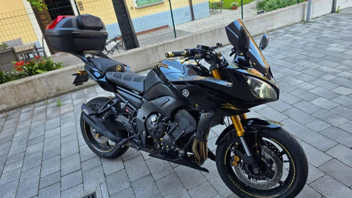 Yamaha Fazer 8 (2010 - 16)  (3)