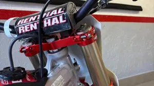Honda CRF 250R (2020)  (7)