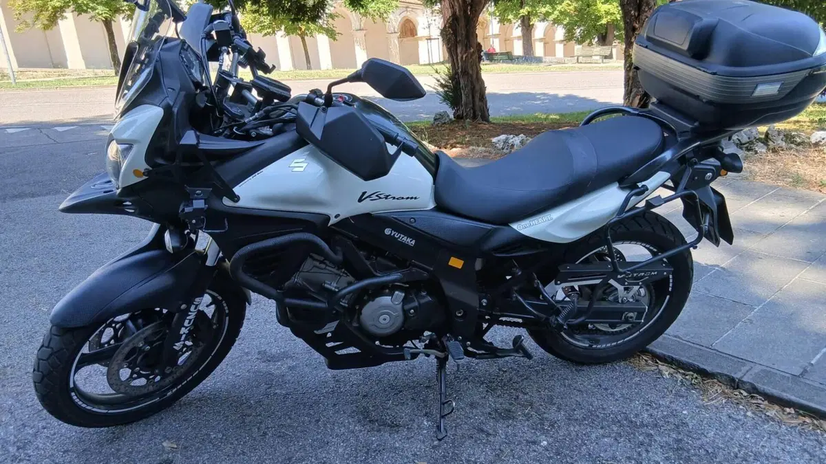 Suzuki V-Strom 650 ABS (2011 - 17) 