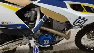 Husqvarna FE 250 (2016)  (2)