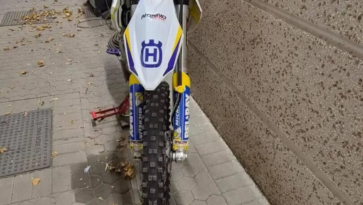 Husqvarna FE 250 (2016)  (3)