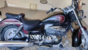 Hyosung Aquila 250 GV (2004 - 16)  (6)