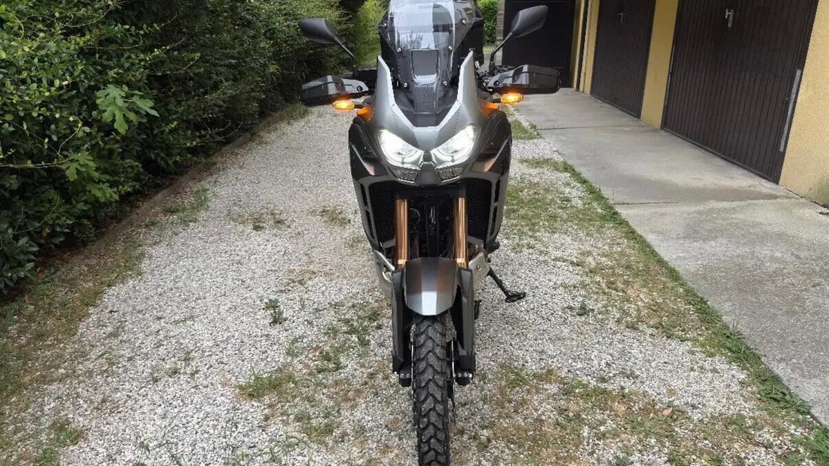 Honda Africa Twin CRF 1100L Adventure Sports (2022 - 23)  (3)