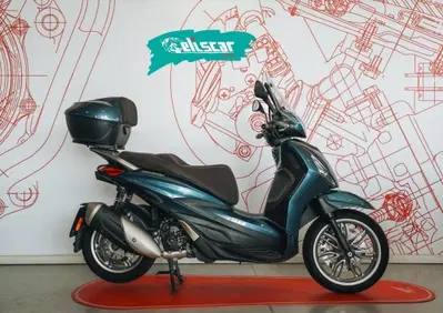 Piaggio Beverly 300 ABS-ASR (2021 - 25) - Annuncio 10068085