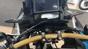 Honda Africa Twin CRF 1100L (2020 - 21)  (6)