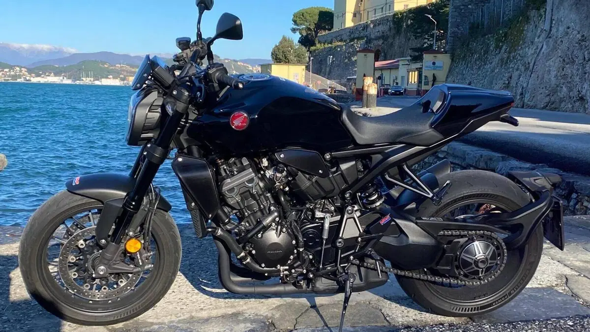 Honda CB 1000 R Black Edition (2021 - 25) 