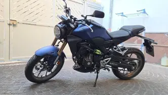 Honda CB 300 R (2022 - 26) usata