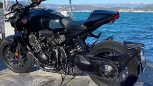 Honda CB 1000 R Black Edition (2021 - 25)  (3)