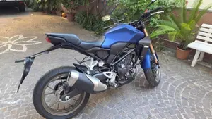 Honda CB 300 R (2022 - 26)  (2)