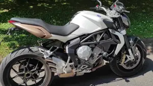 MV Agusta Brutale 675 EAS (2011 - 14)  (6)