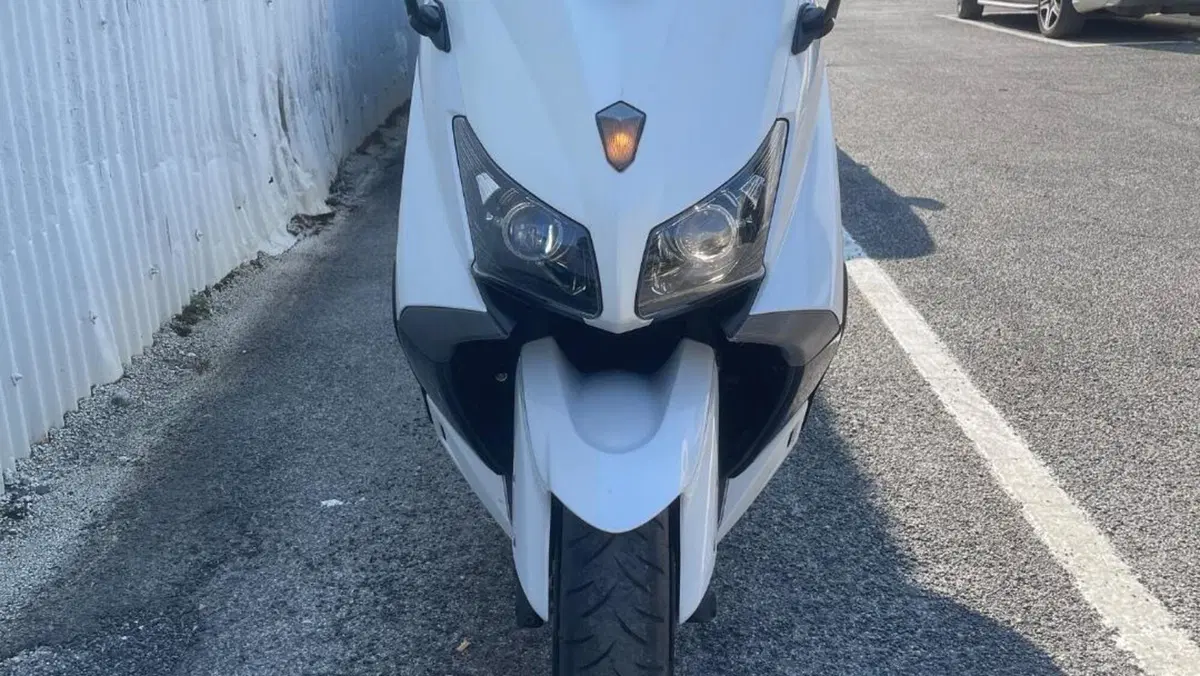 Yamaha T-Max 530 (2017 - 19)  (2)