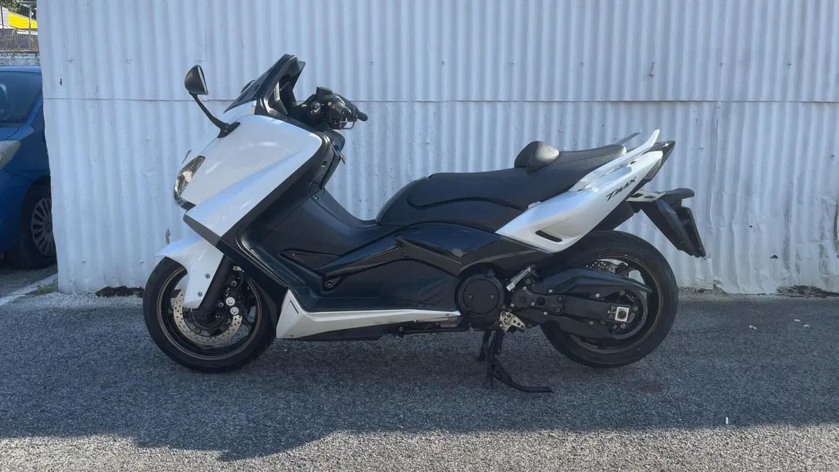 Yamaha T-Max 530 (2017 - 19)  (3)