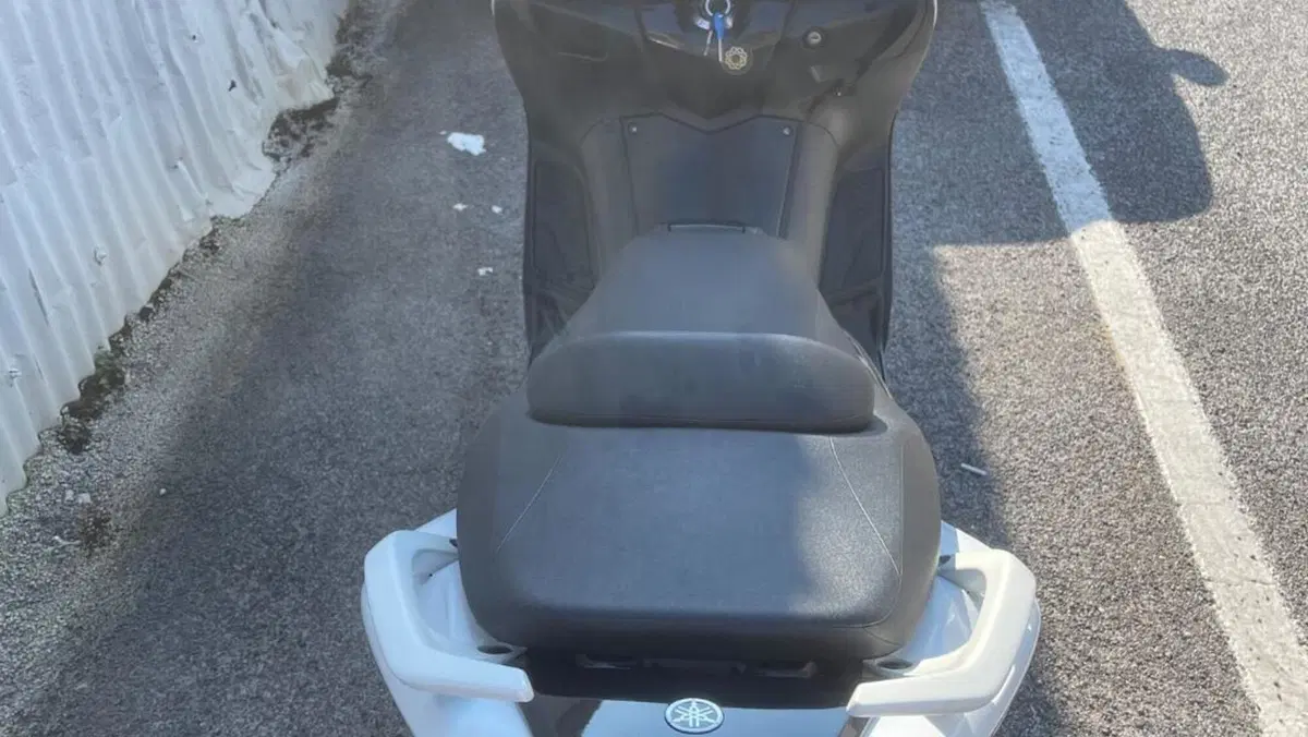 Yamaha T-Max 530 (2017 - 19)  (6)
