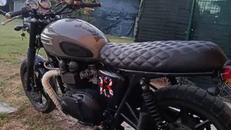 Triumph Bonneville SE (2009 - 13) usata